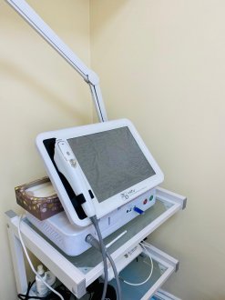 Beauty room for rent in Central London. House of Hair salon looking for Beauty therapist who wants to growth their business and bring it to the heart of London City to where their clients are .We have a latest Laser, HIFU and Vein removal machines by 3DLipo brand. Amazing opportunity in beauty business! image 1