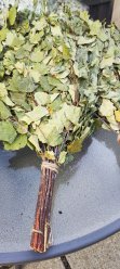 Дубовый веникБерезовый веник На месте в Лондоне (TW18 Staines) Возможно отправка по всей Великобритании DPD, EVRi. Отличное качество, листья не осыпаются, использовать можно не однократно. image 8